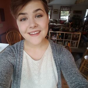 Meet your Posher, Rebecca